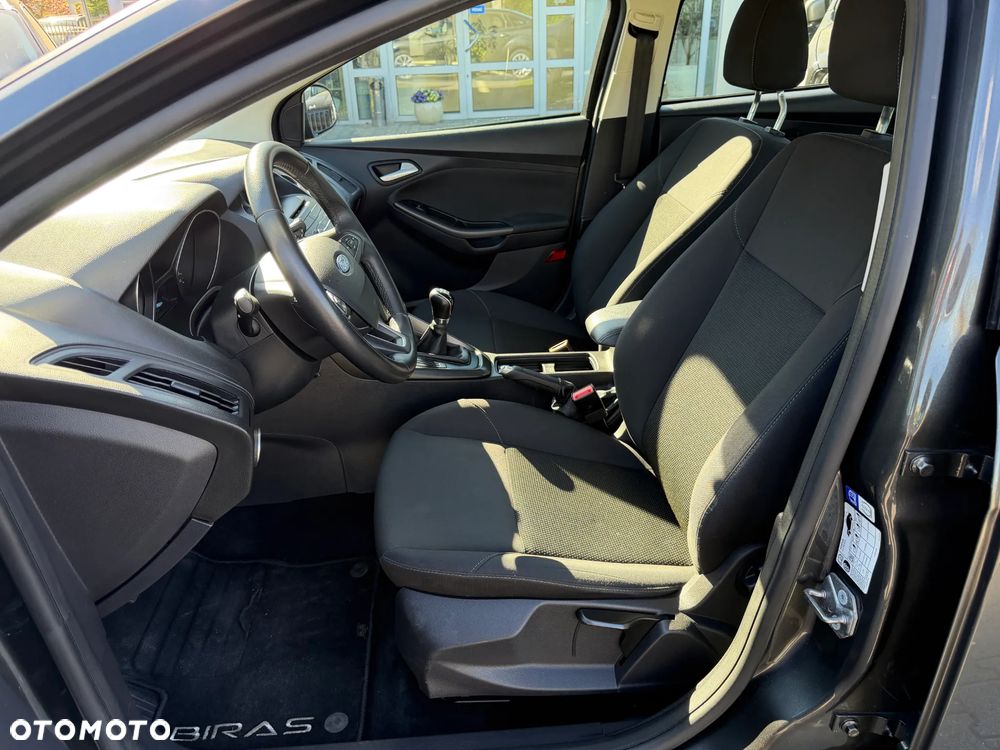 Ford Focus 1.6 SYNC Edition - 10