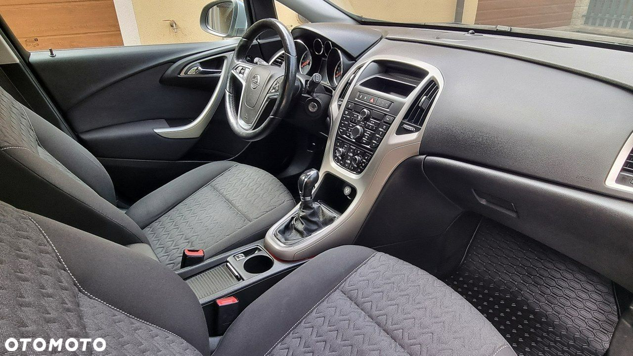 Opel Astra - 12