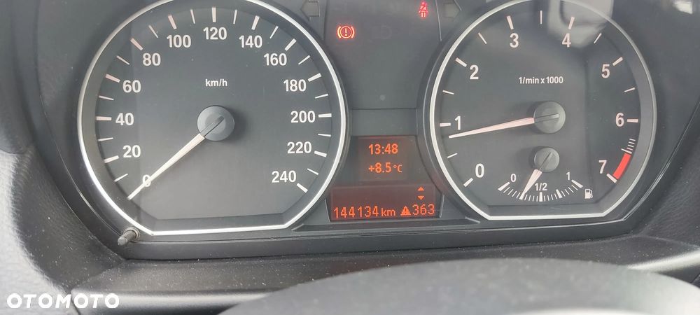 BMW Seria 1 116i - 6