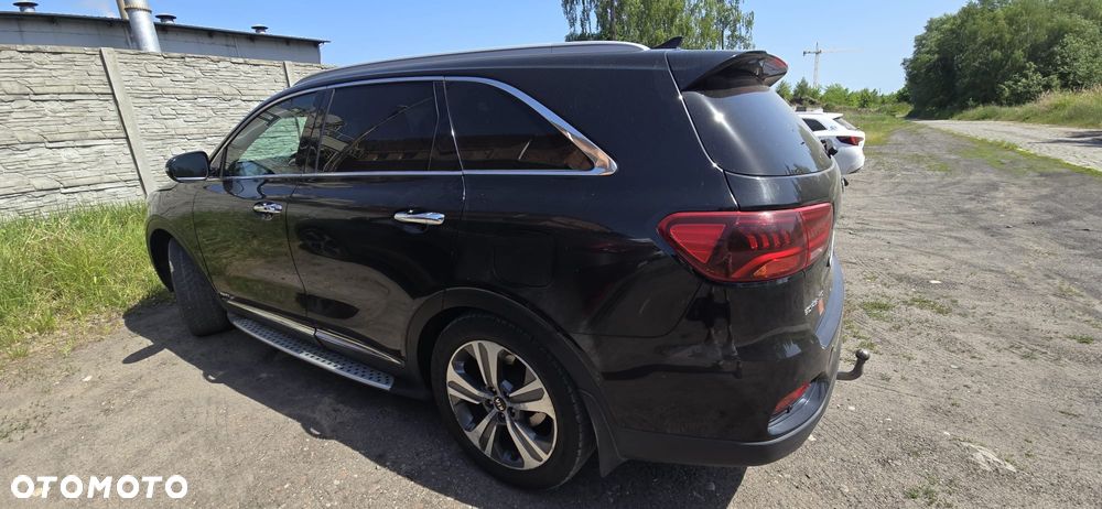 Kia Sorento - 4
