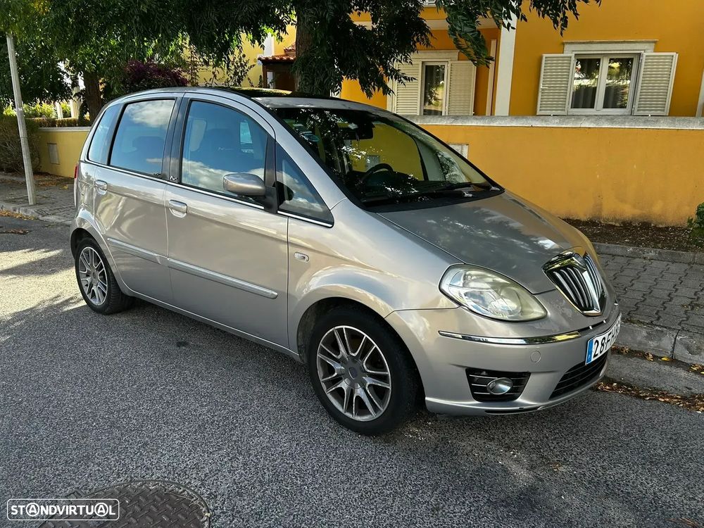 Lancia Musa 1.3 16V M-jet Platino - 1