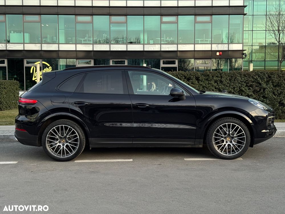 Porsche Cayenne Standard - 30