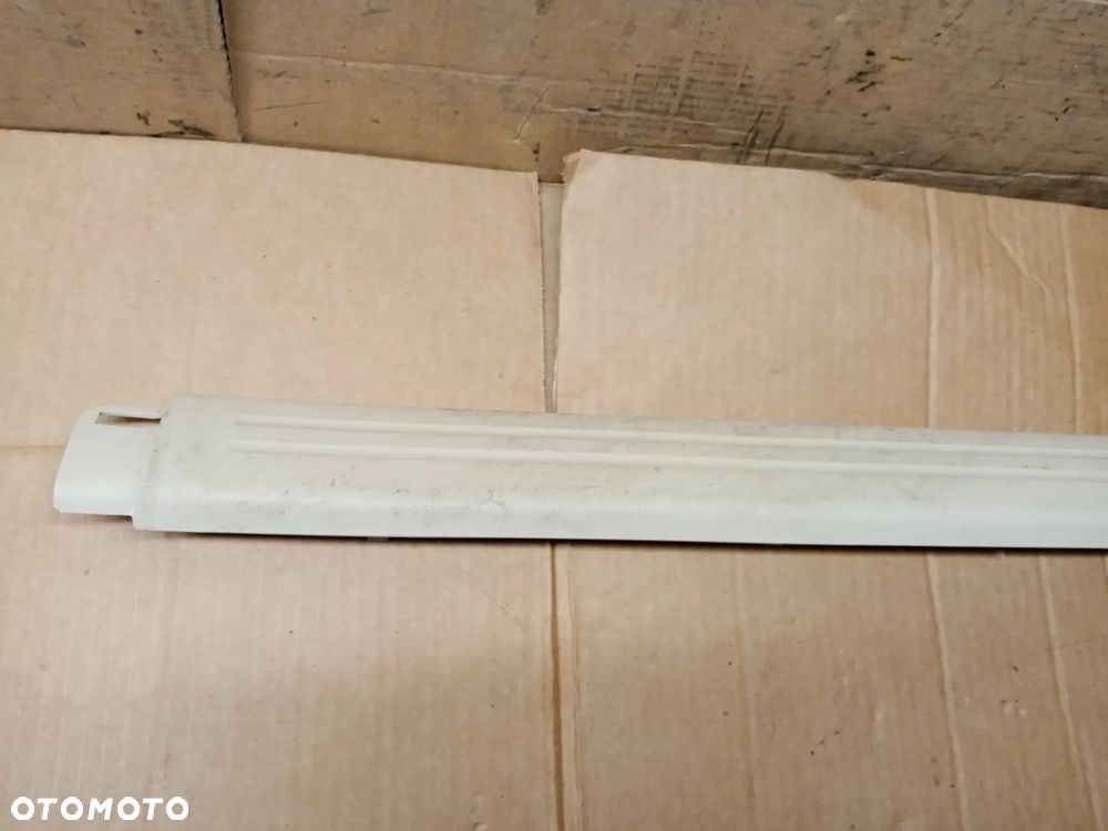 Nakładka osłona progu prawa VW New Beetle 1C0853372 - 3