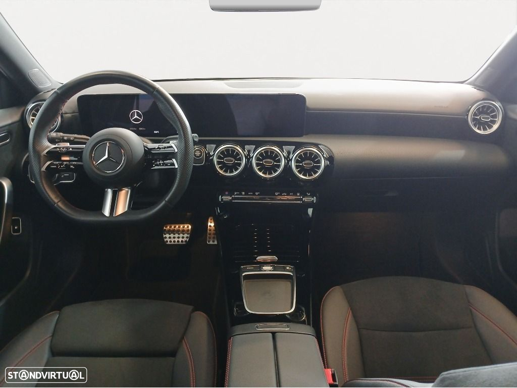 Mercedes-Benz A 250 - 11