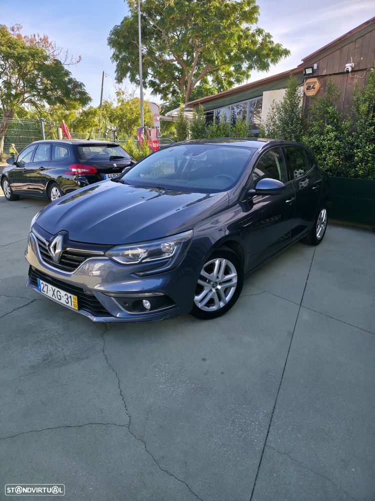 Renault Mégane 1.5 dCi Dynamique - 1