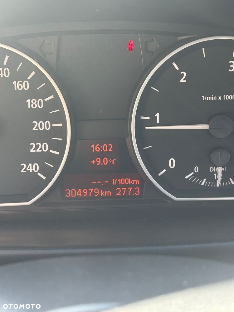 BMW Seria 1 120d - 8