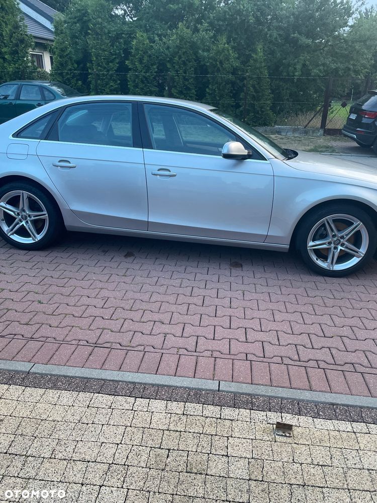 Audi A4 Limousine - 2