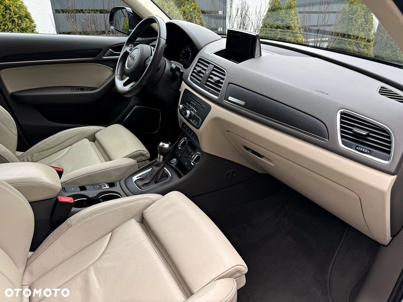 Audi Q3 - 30