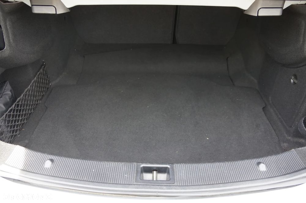 Mercedes-Benz Klasa E 220 CDI DPF BlueEFFICIENCY Automatik Avantgarde - 29