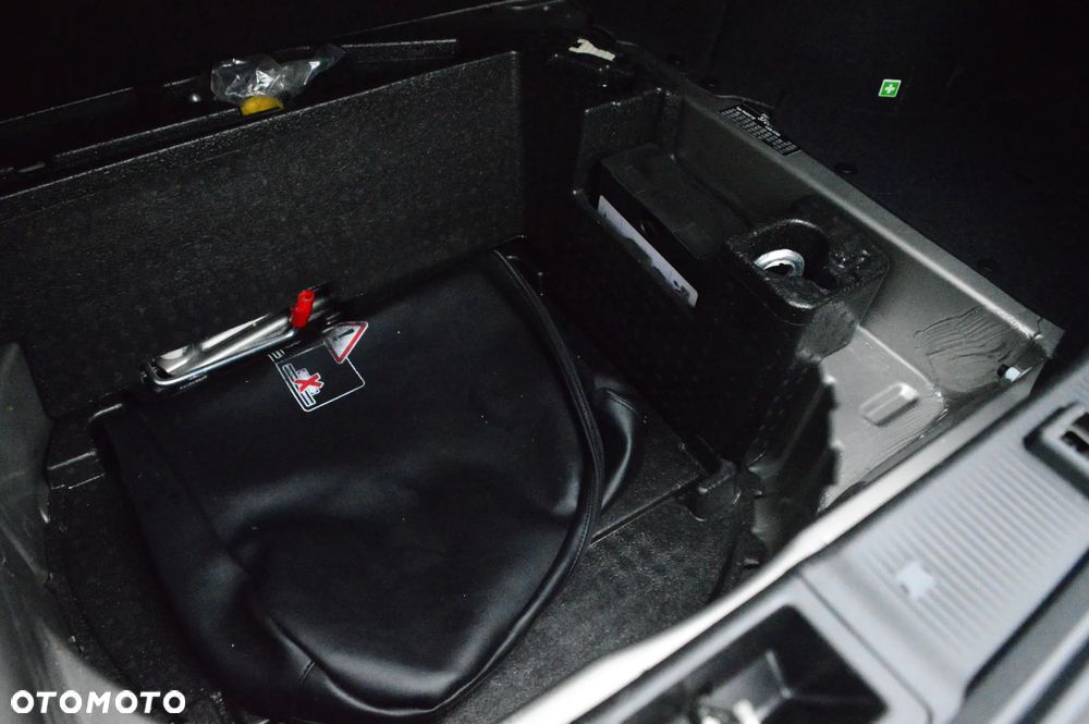 Mercedes-Benz CLK - 15