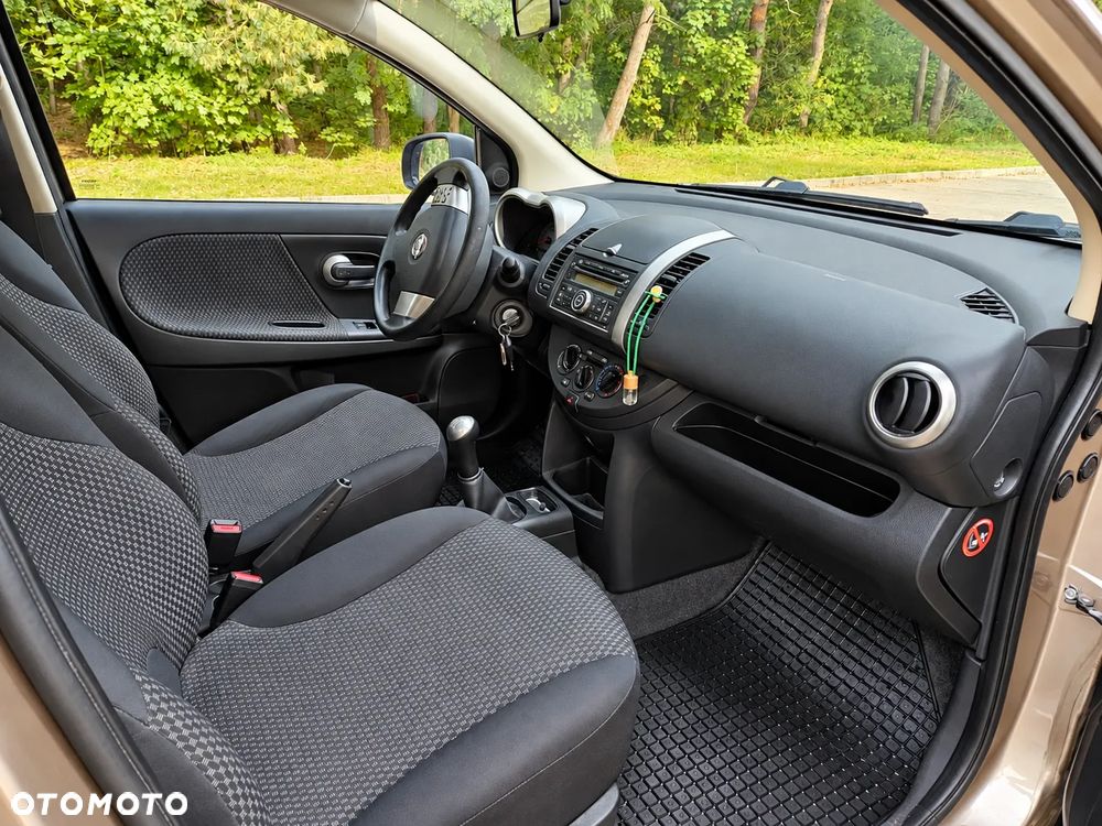 Nissan Note - 8