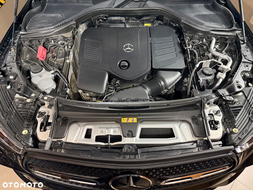 Mercedes-Benz GLC 300 mHEV 4-Matic AMG Line - 11