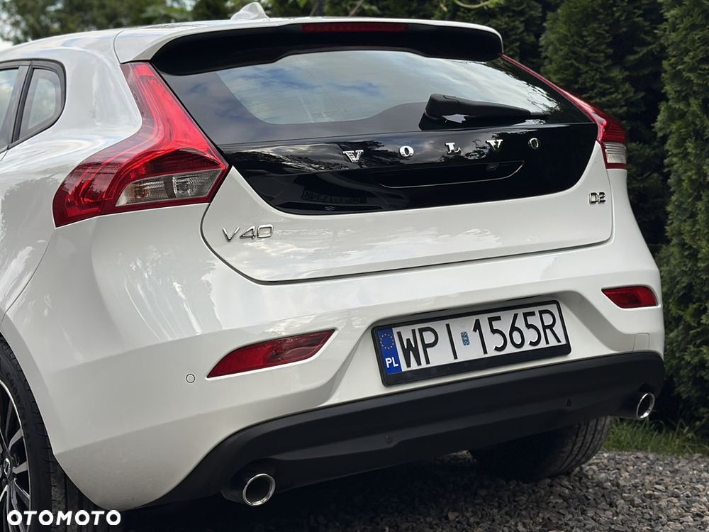 Volvo V40 D2 Momentum - 7