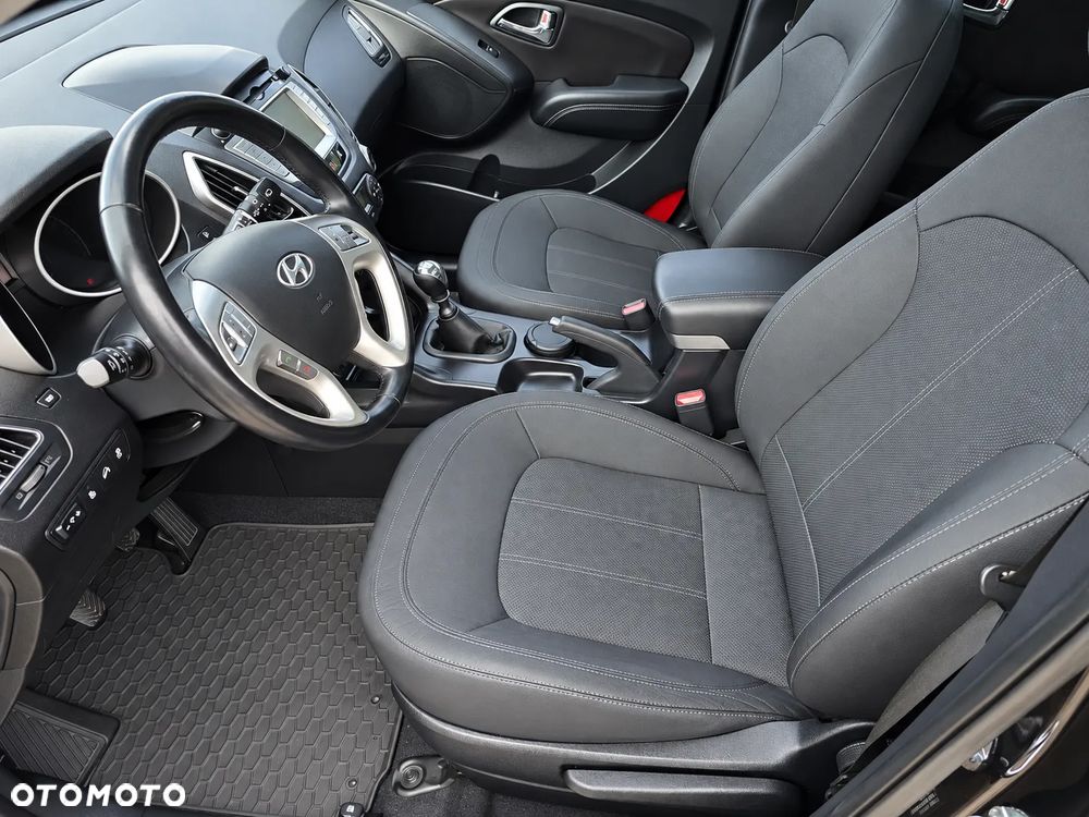 Hyundai ix35 2.0 CRDi 4WD Premium - 12