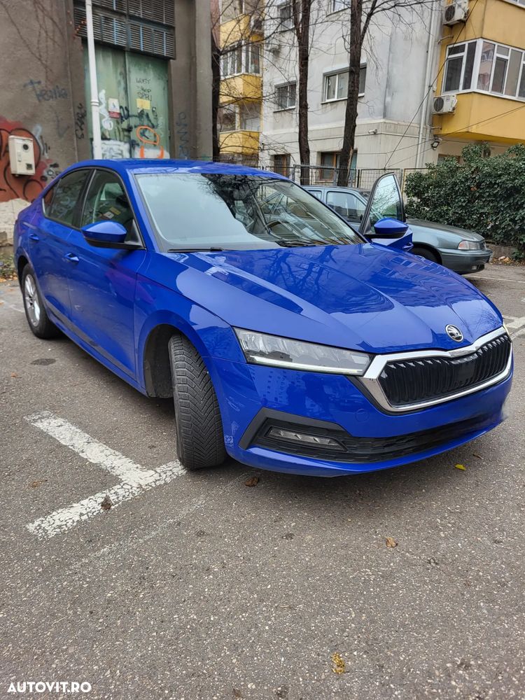 Skoda Octavia 2.0 TDI DSG Ambition - 2