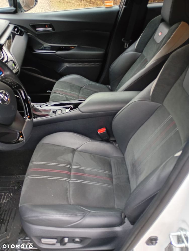 Toyota C-HR 2.0 Hybrid GR Sport - 11