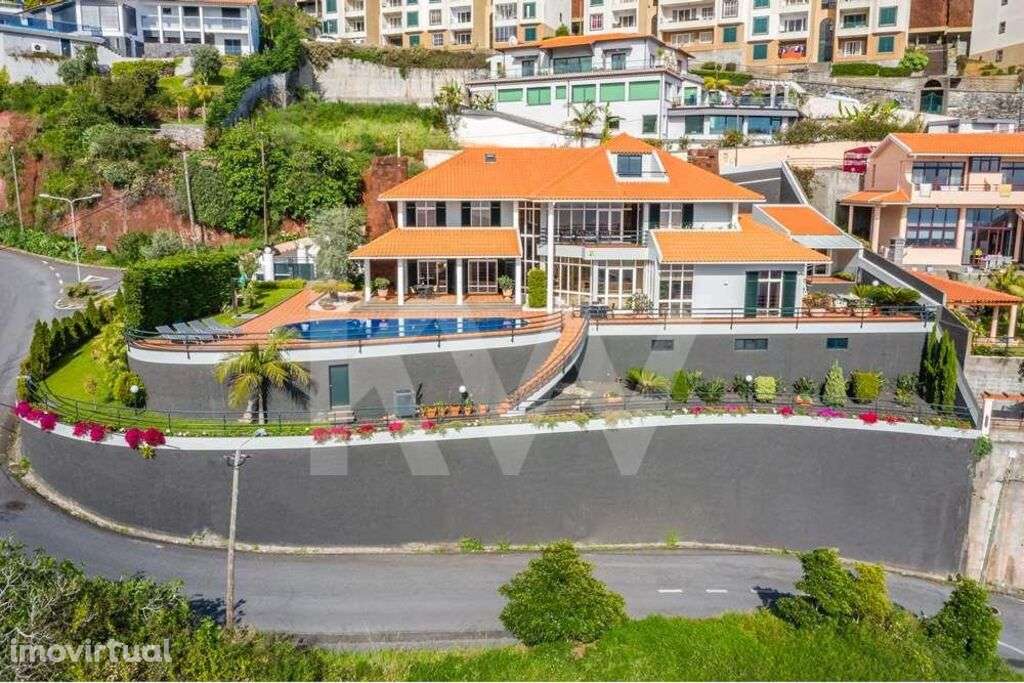 Belíssima Moradia de Luxo  vista baia Funchal - Grande imagem: 2/60