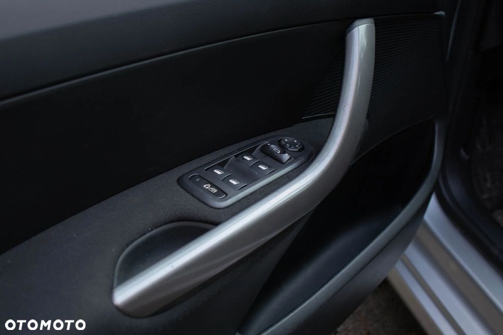 Peugeot 308 155 THP Platinum - 24