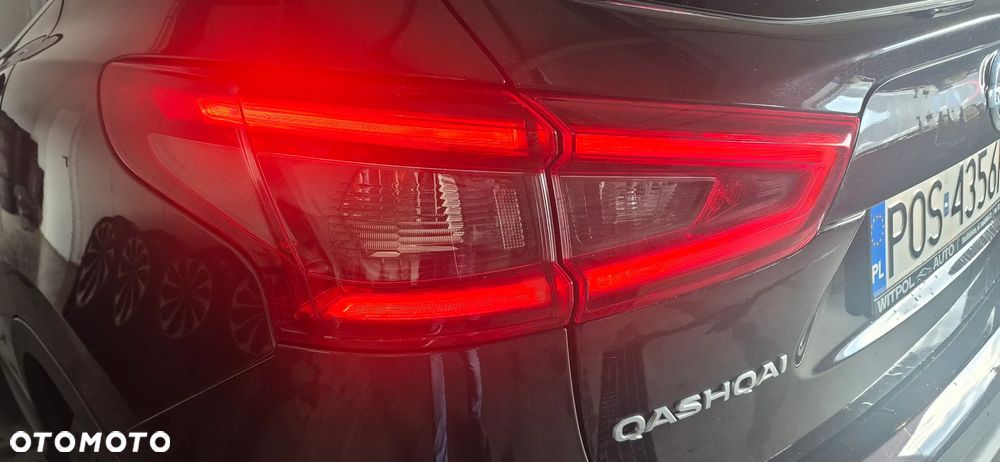 Nissan Qashqai 1.3 DIG-T DCT N-CONNECTA - 33