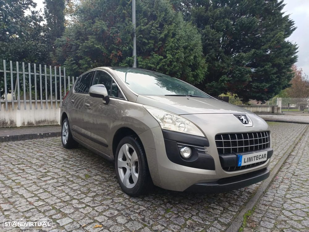 Peugeot 3008 1.6 HDi Premium JLL17 - 1