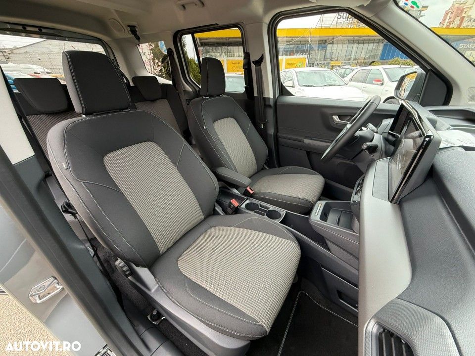 Ford Tourneo Courier - 13