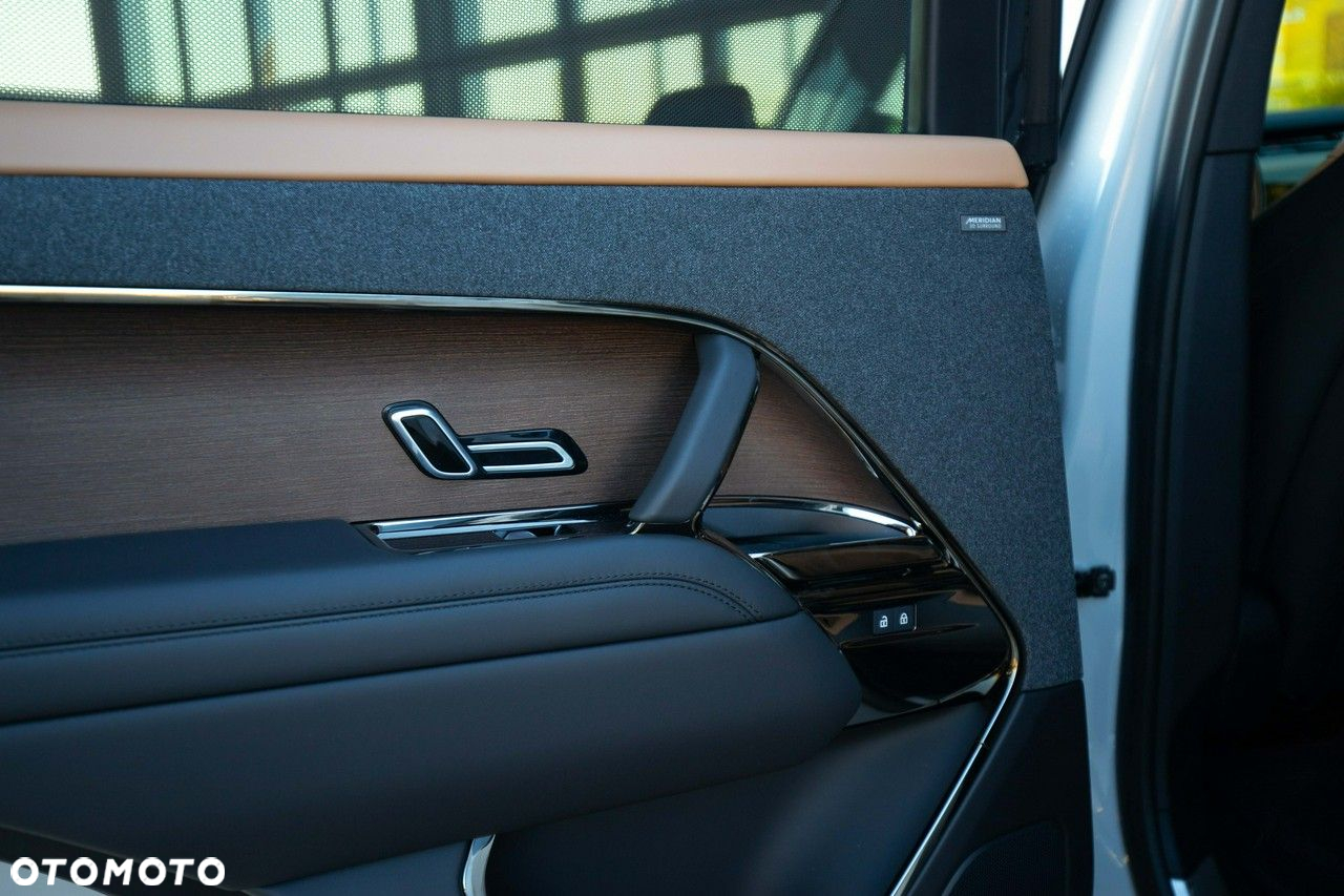 Land Rover Range Rover Sport - 35