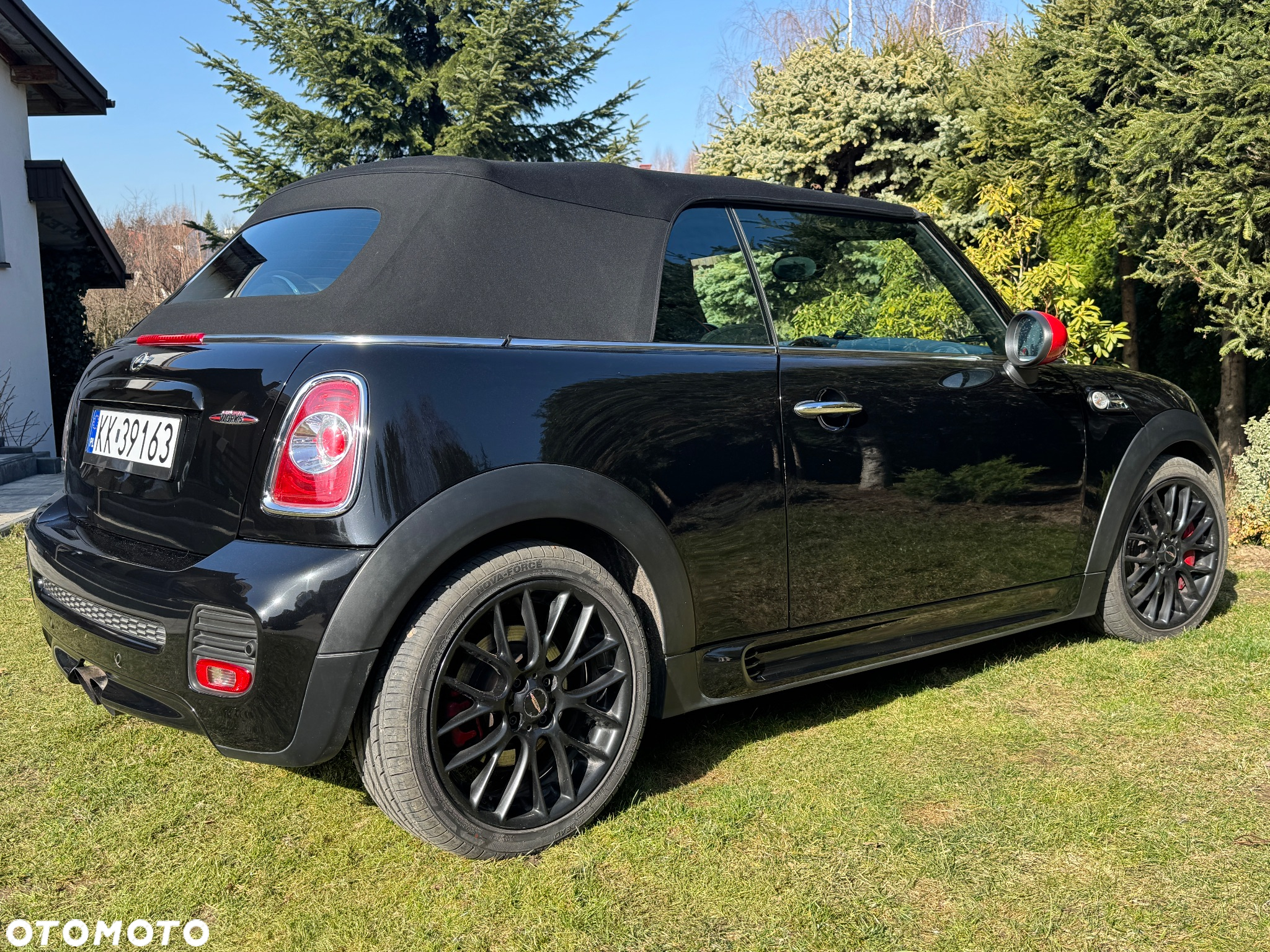 MINI John Cooper Works Cabrio - 16