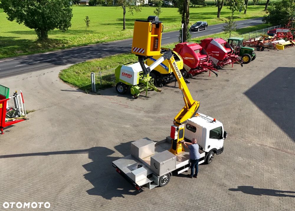 Nissan PODNOŚNIK KOSZOWY NISSAN NT400 CABSTAR 32.12 - 8