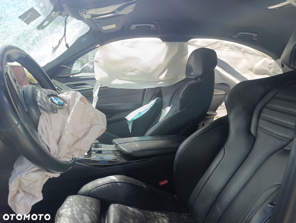 BMW M5 Competition - 8