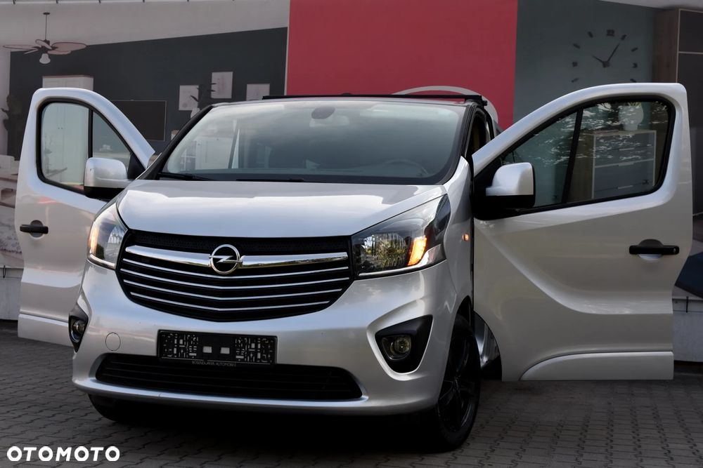 Opel Vivaro L2H1 2.9t Sport - 11