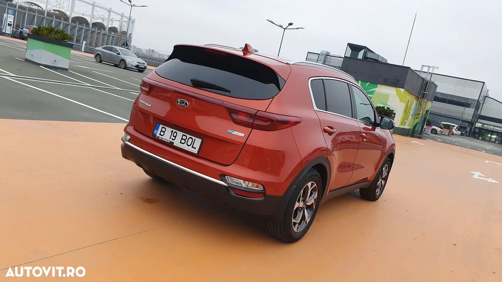 Kia Sportage 1.6 DSL MHEV 7DCT HP 4x2 Style - 30