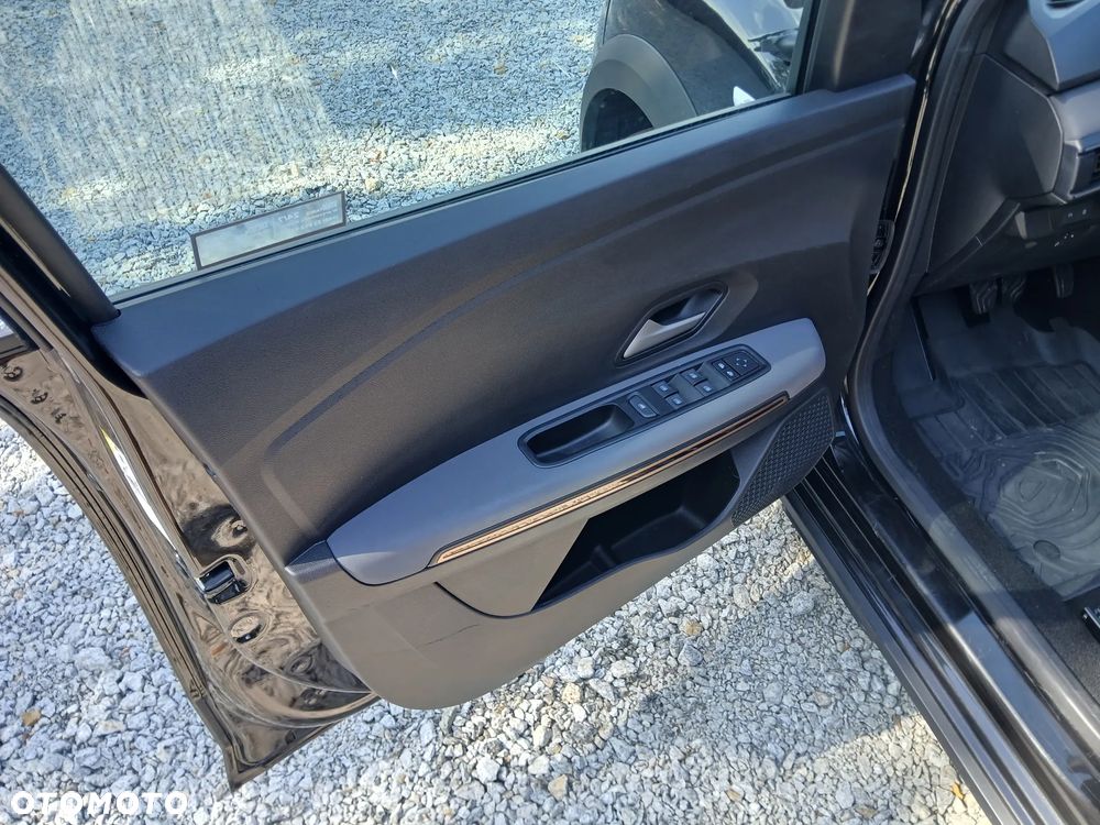 Dacia Jogger 1.0 TCe Extreme 7os - 32