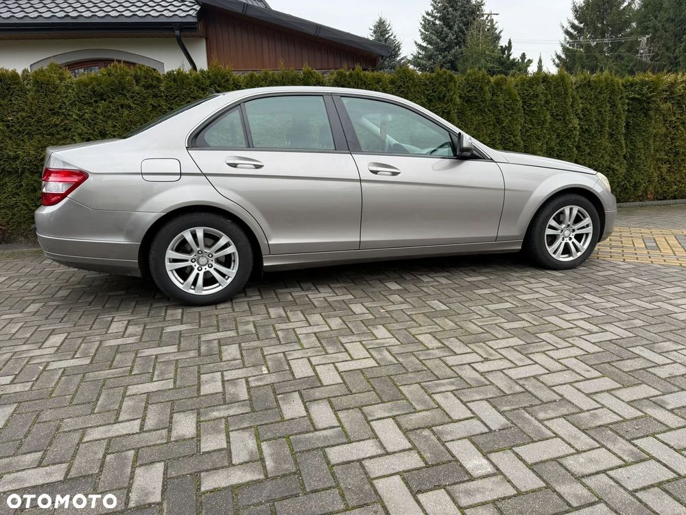 Mercedes-Benz Klasa C 180 Kompressor - 11