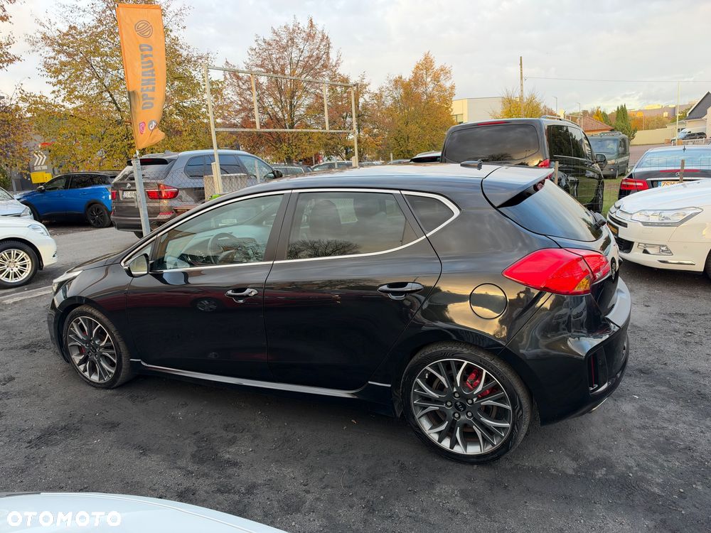 Kia Ceed - 6