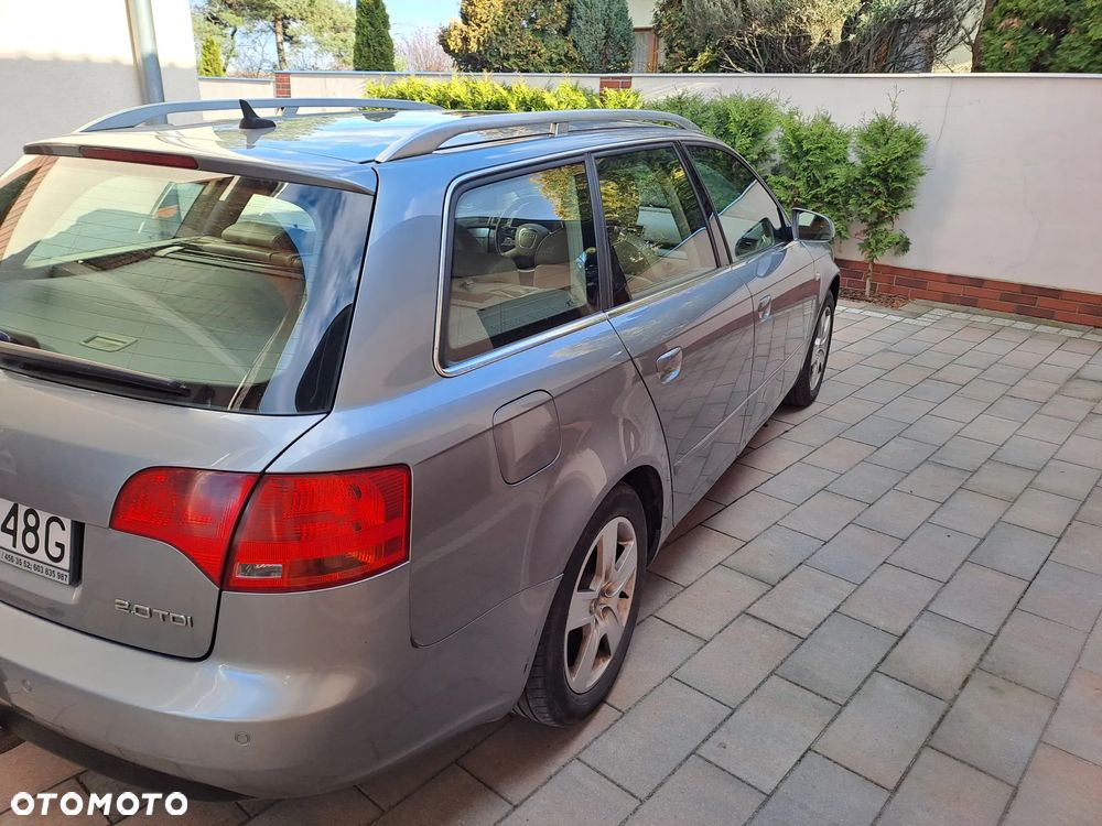 Audi A4 Avant 2.0 TDI multitronic - 9
