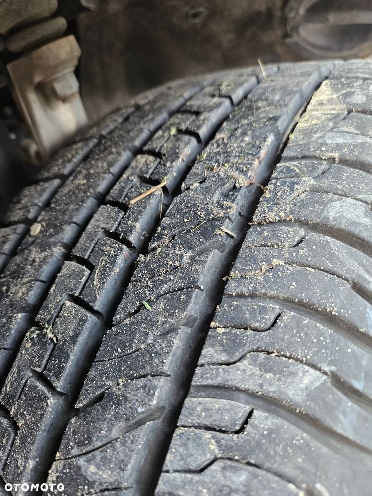 Jeep Grand Cherokee - 14