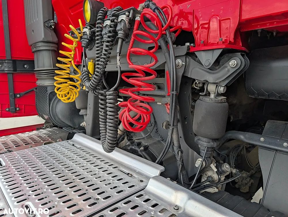 Iveco S-Way 490 - 18