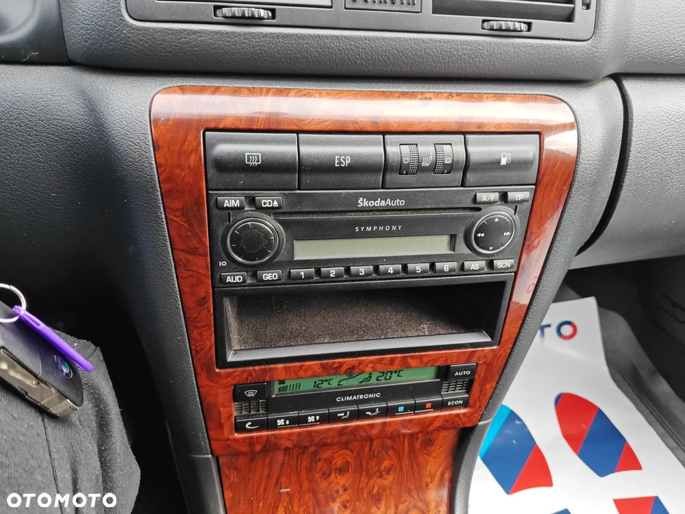 Skoda Octavia 2.0 Ambiente - 23