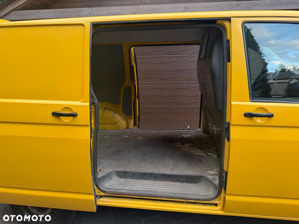 Volkswagen Transporter - 4