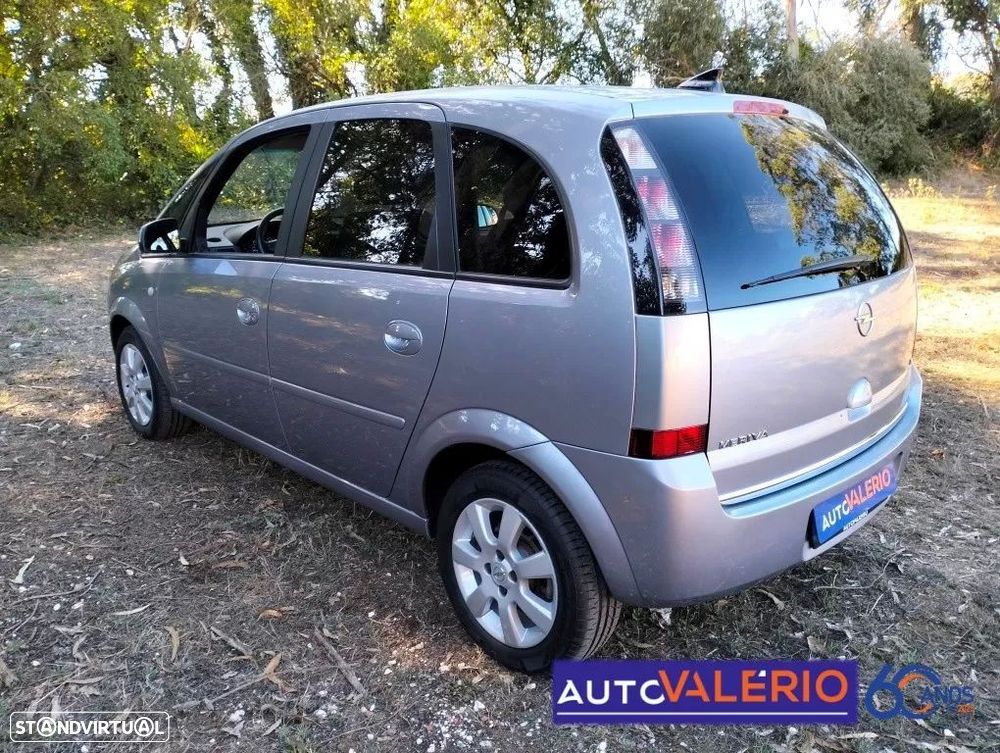 Opel Meriva 1.6 Cosmo Easytronic - 4