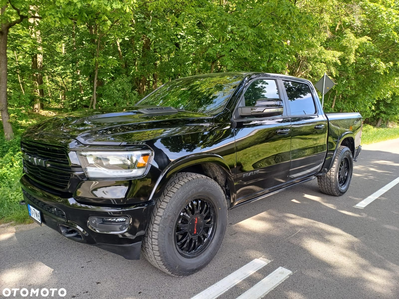 RAM 1500 Crew Cab Laramie