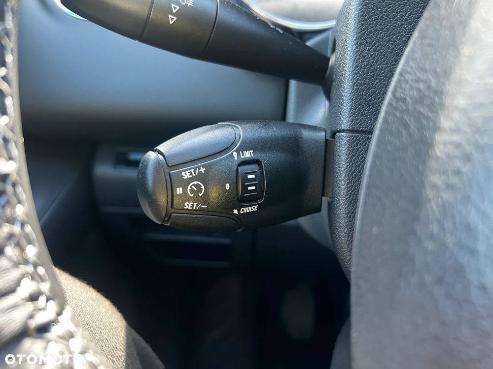 Peugeot 3008 HDi 150 Business-Line - 24