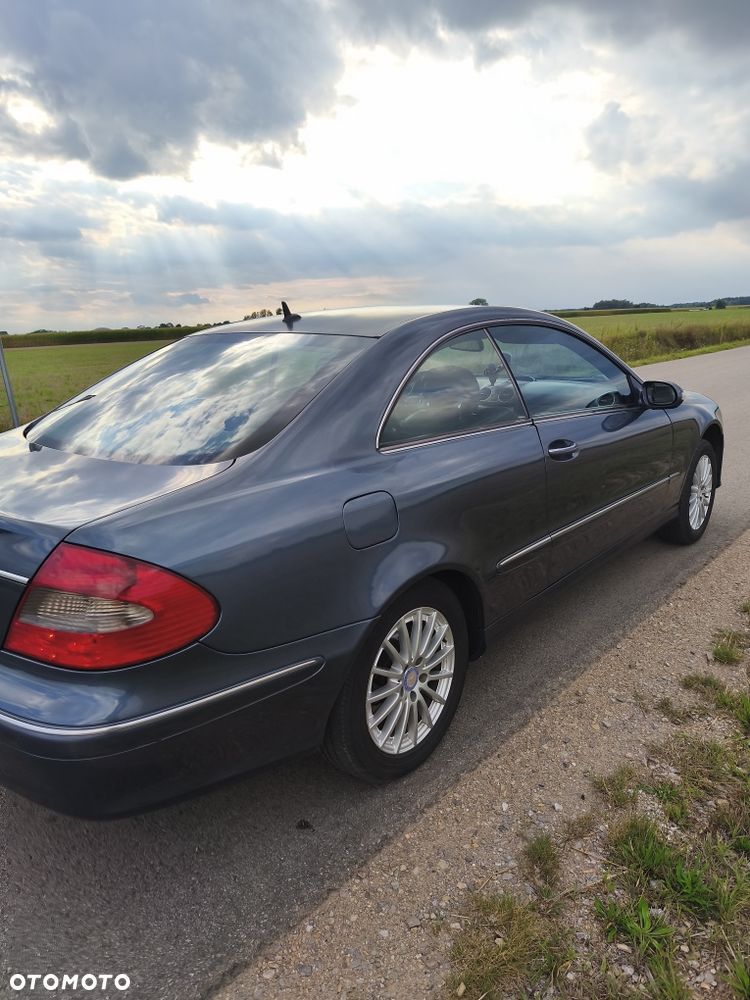 Mercedes-Benz CLK - 5