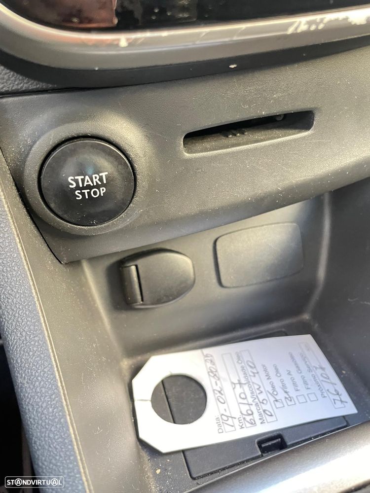 Renault Clio 1.2 16V 75 Collection - 2