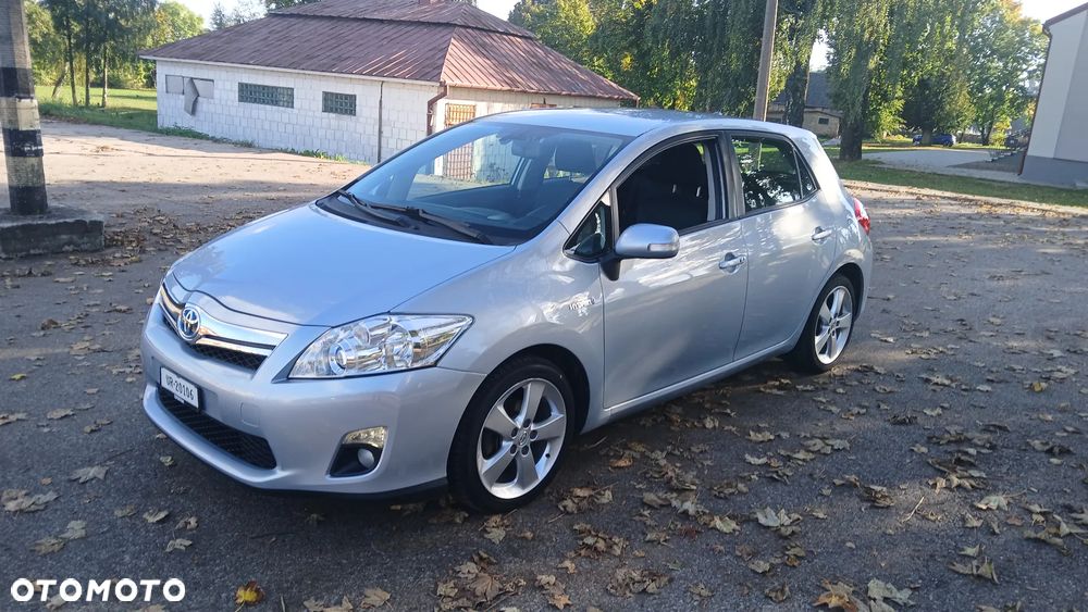 Toyota Auris 2011 photo 3