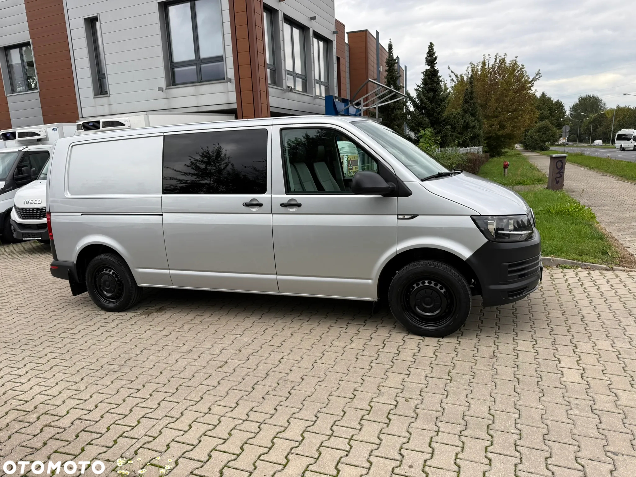 Volkswagen TRANSPORTER 2,0 TDI 102KM L2 DŁUGI NAWIGACJA / KLIMATYZACJA - 3