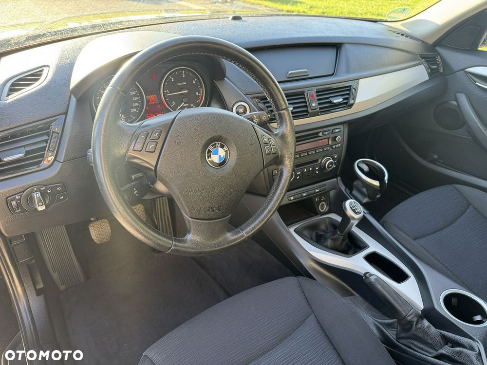 BMW X1 sDrive18d - 17