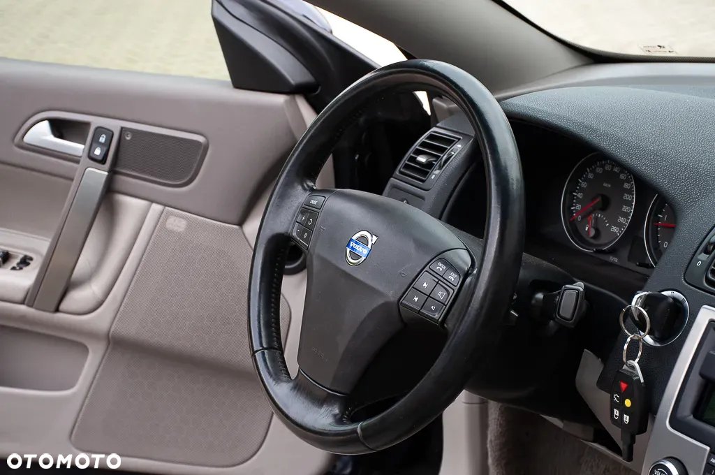 Volvo C70 2.4D5 Summum - 9