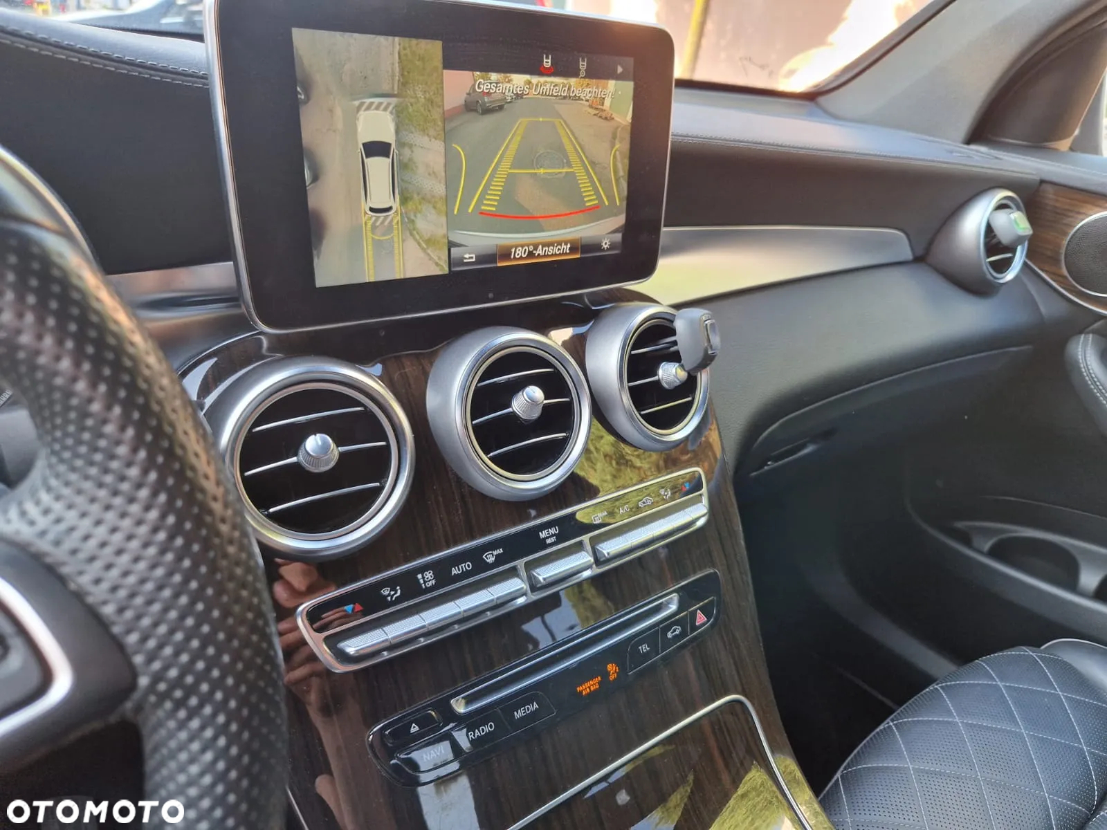 Mercedes-Benz GLC 300 Coupe 4Matic 9G-TRONIC AMG Line - 12