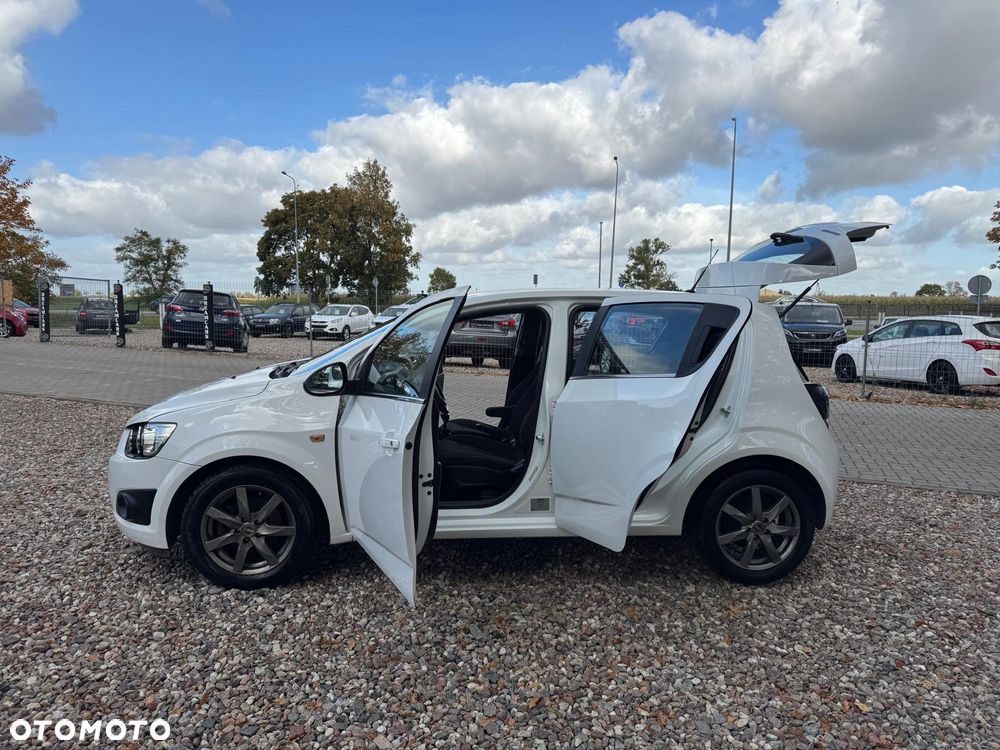 Chevrolet Aveo - 36